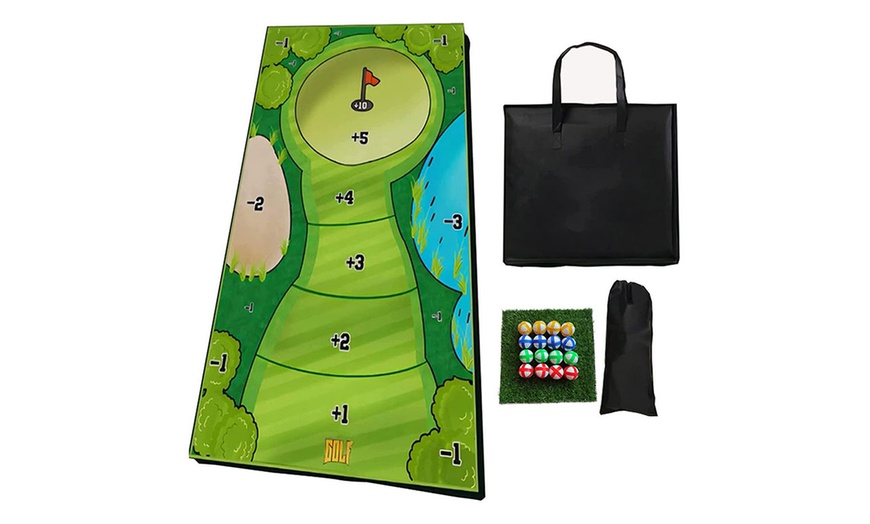 Image 3: Golf Game Set