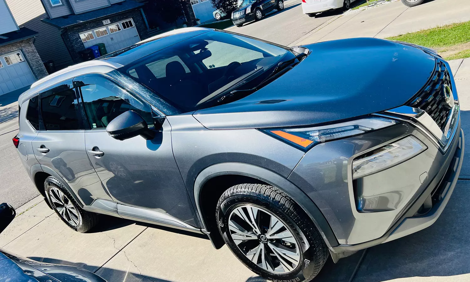 Silver, Gold, or Platinum Vehicle Detailing Packages for Cars and SUV/Truck at Bs Auto Detailing (Up to 21% Off) - Primary Image