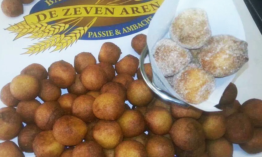 Image 4: Oliebollen