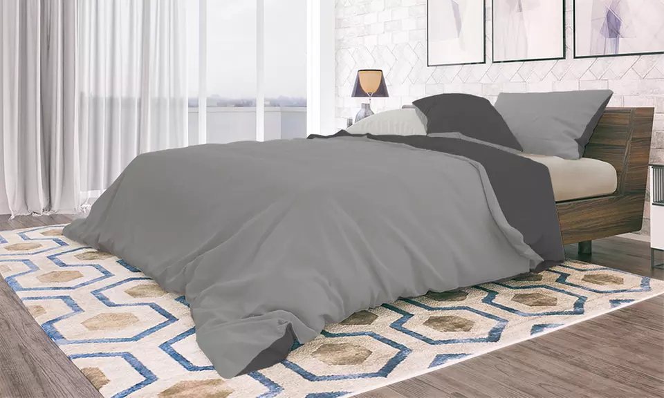 Set copripiumino e federe in microfibra con lenzuolo sotto