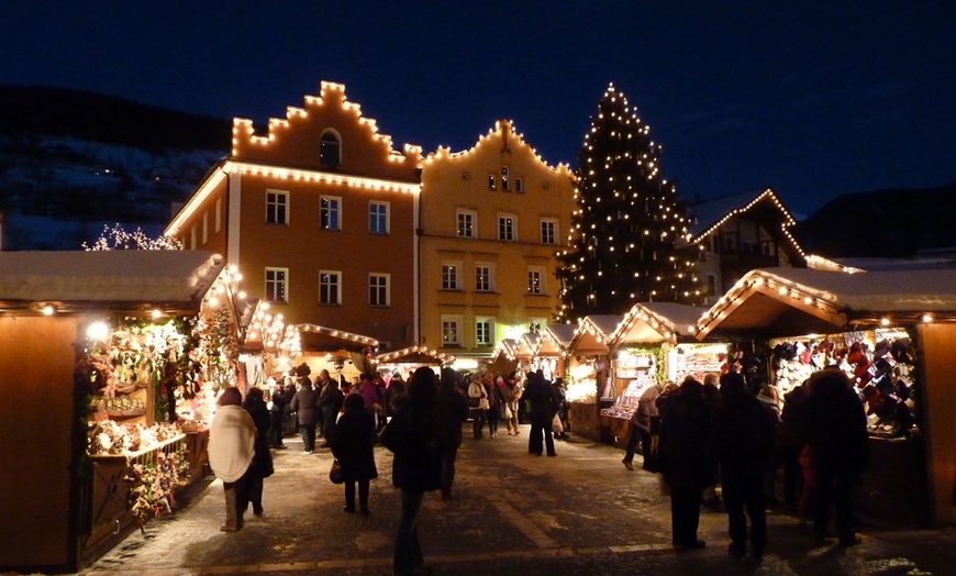 Image 3: ✈ Christmas Markets Mystery Getaway 