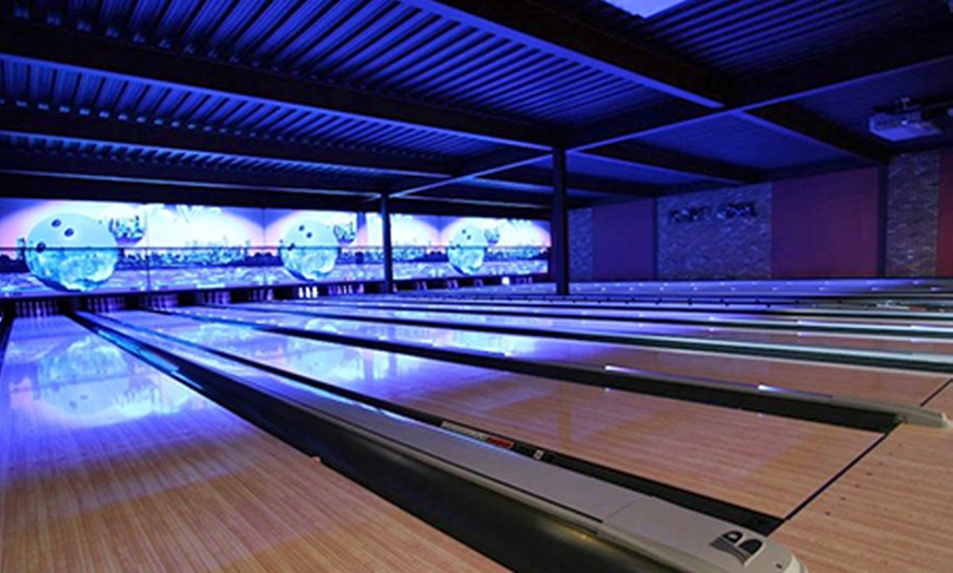 Image 3: Bowling For Two £9.99