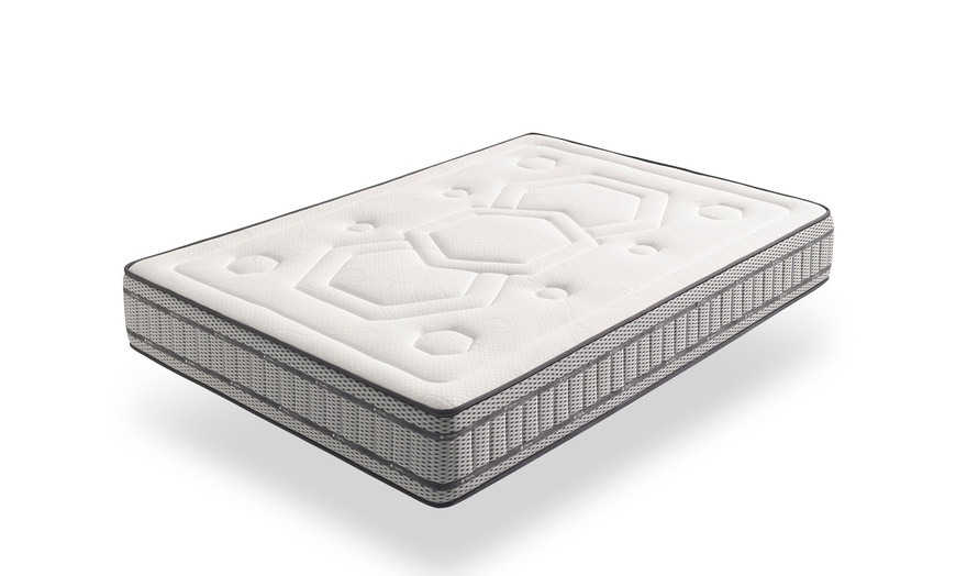 Image 2: Pocket Spring Dual Memory Mattress 30cm