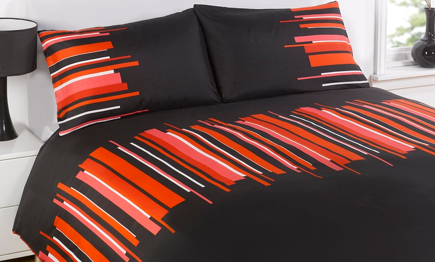 Image 5: Clearance Duvet Sets