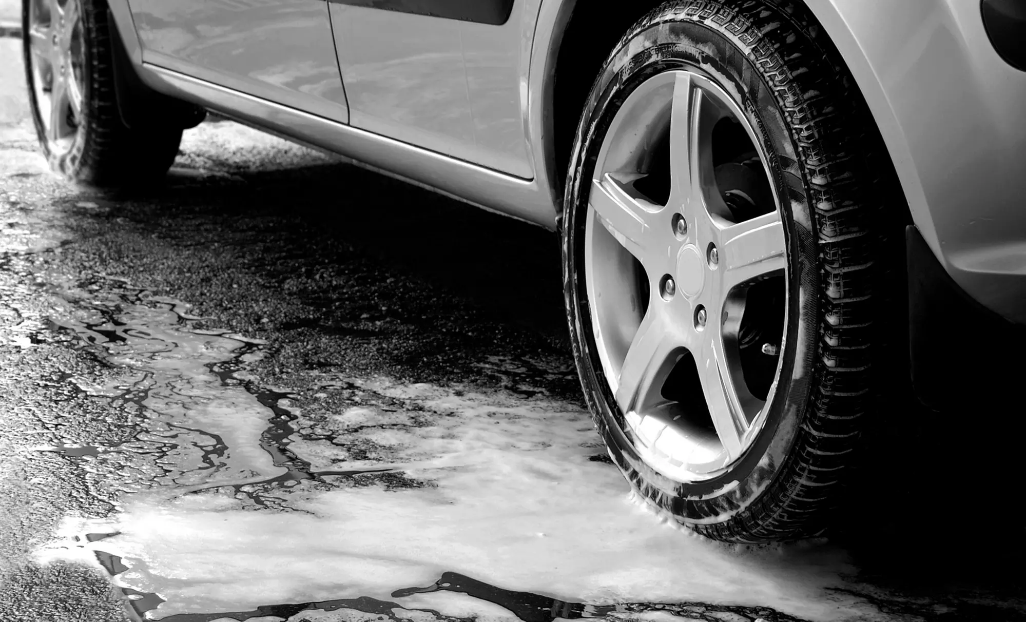 $124 for $225 Toward Deluxe Detail Package at Hawaii Kai Car Wash - Primary Image