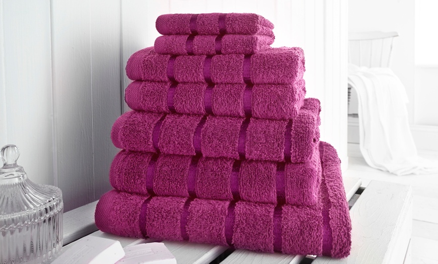 Image 7: Egyptian Cotton Towel Bales