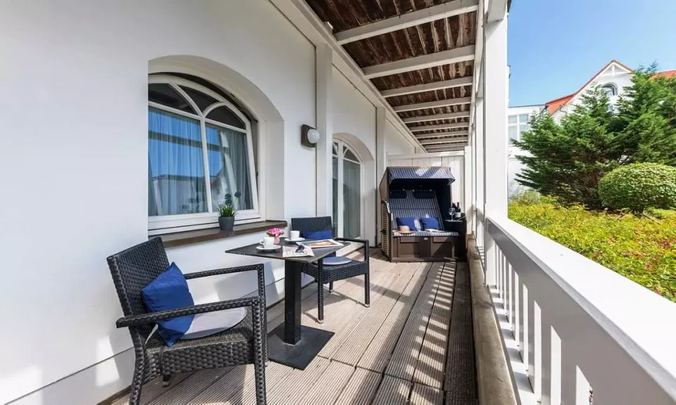 Rügen: 2-Zimmer-Suite mit Balkon inkl. Halbpension