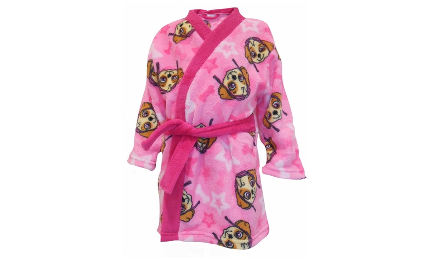 Image 3: Kids' Character-Themed Bathrobes