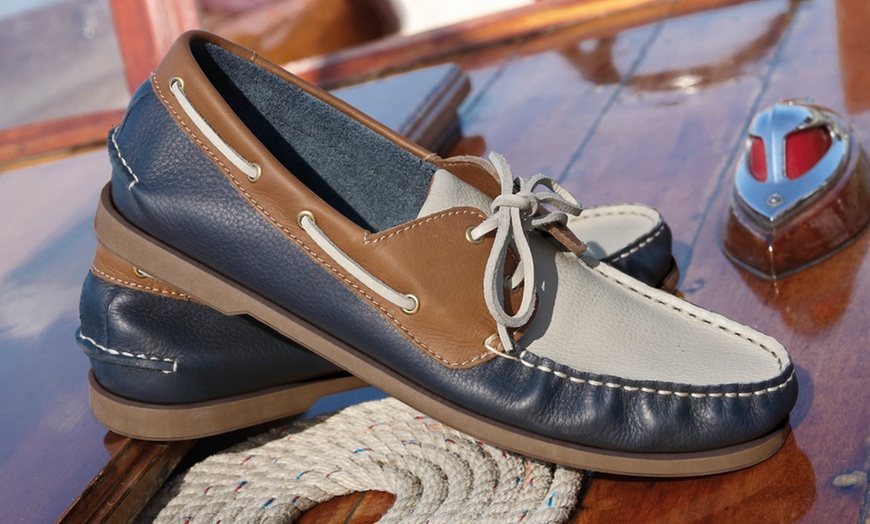 Image 8: Men's Handmade Leather Shoes