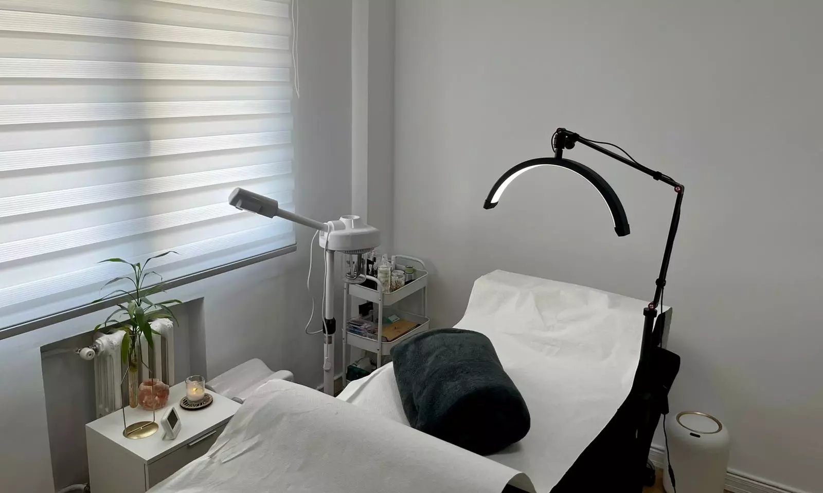 Arreglo de cejas y pestañas: lifting, laminado, extensiones y más