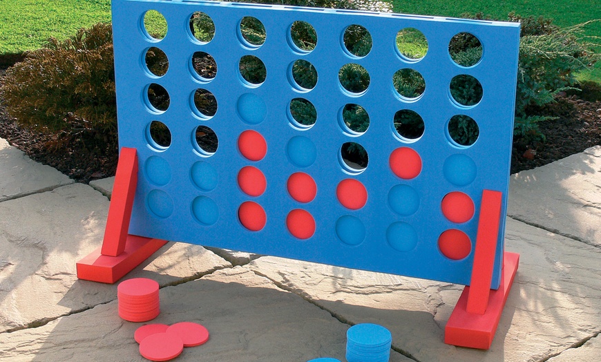 Image 3: Jumbo-Sized Family Garden Games