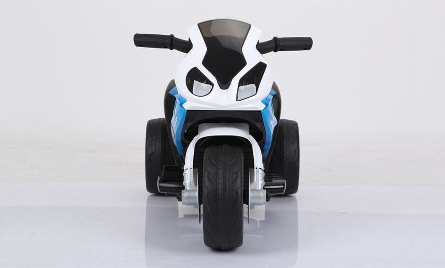 Image 8: Kids' BMW Electric Motorbike