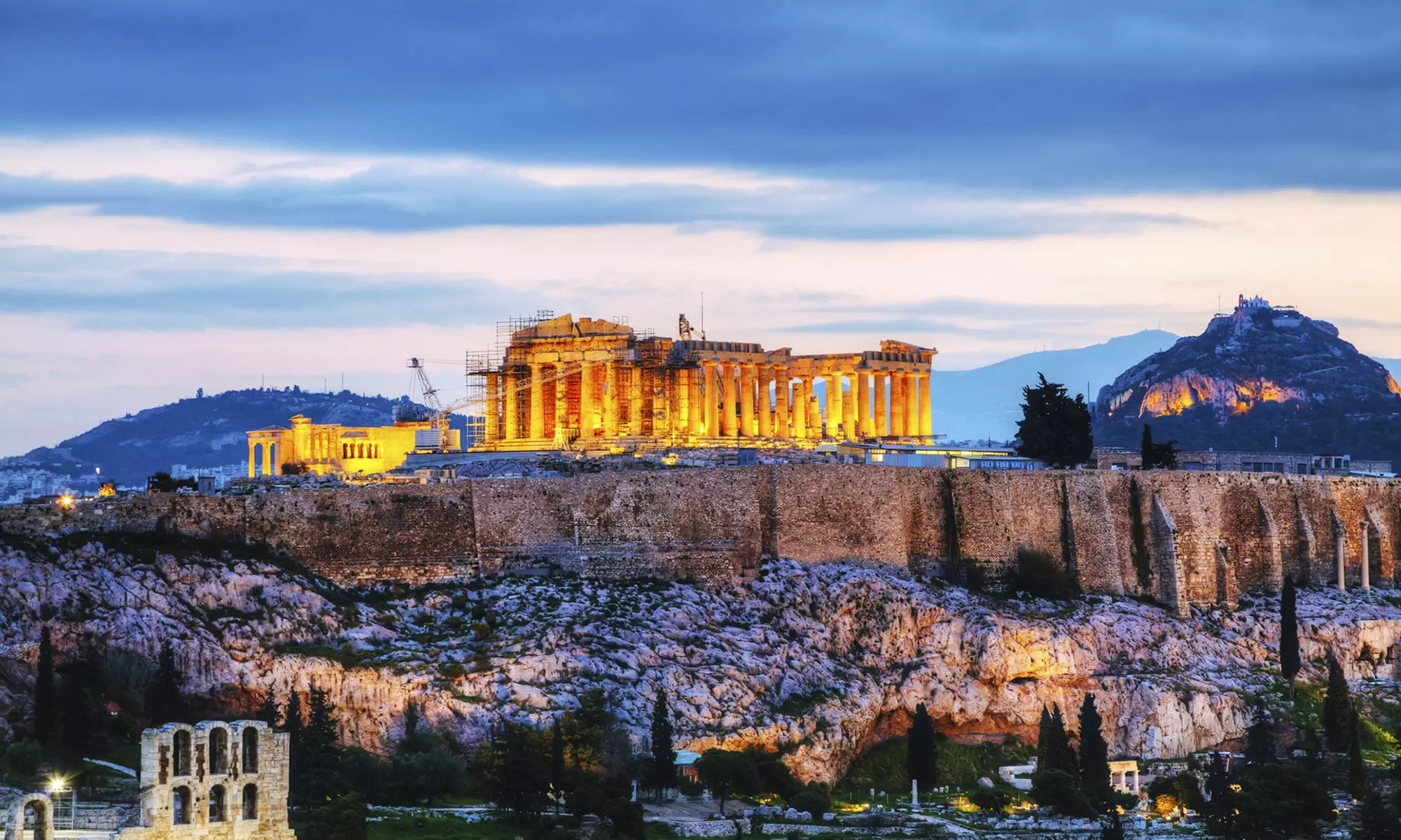 ✈ 8-Day Athens, Santorini & Mykonos Vacation w/Hotel & Air