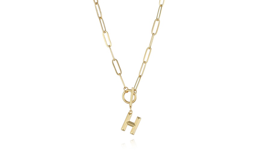 Image 9: Collier avec pendentif initiale