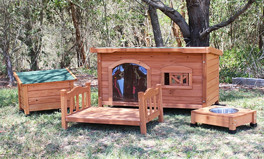 Image 13: Cedar Wood Dog Kennels