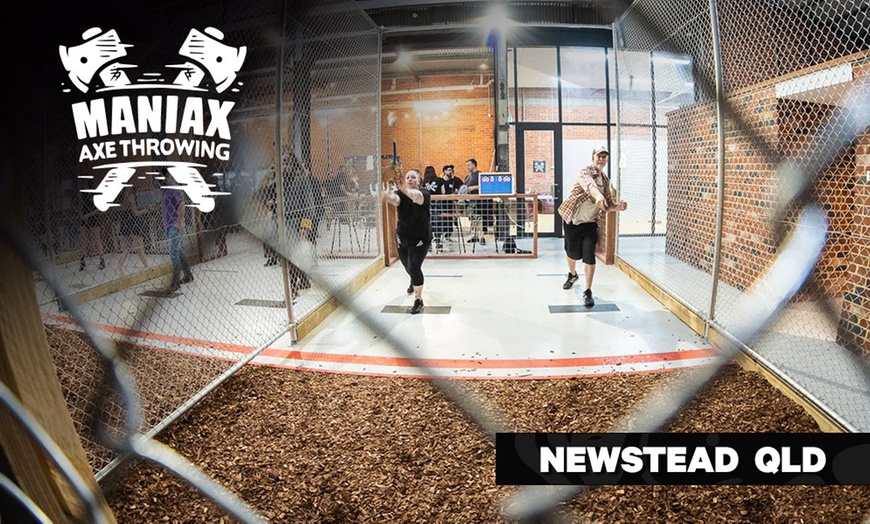 Image 1: Axe Throwing, Pizza & Drink Package at Maniax Axe Throwing Brisbane