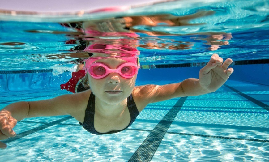 Image 1: One-Hour Swimming Class