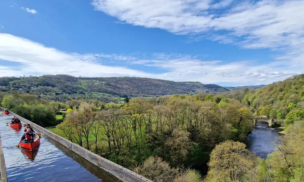2.5 Hour Aqueduct Cruise Over the UNESCO Pontcysyllte Aqueduct