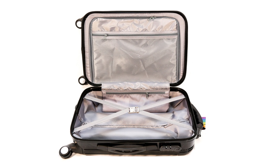 Image 21: Discovery Three-Piece Luggage