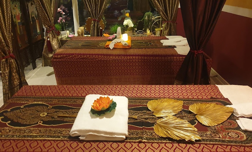 Image 4: 60 oder 90 Minuten Thai- oder Wellnessmassage