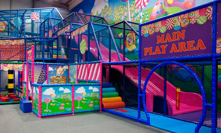 Image 2: Soft Play Entry and Lunch For Two