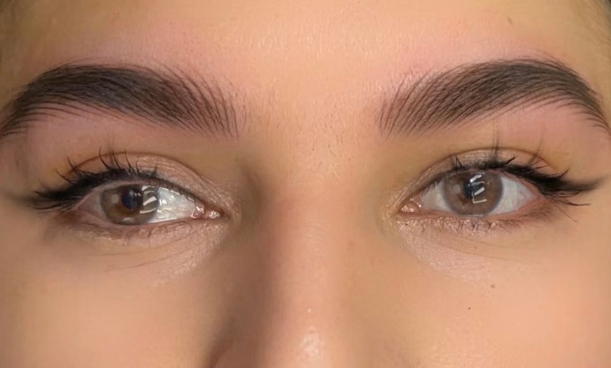 Image 2: Microblading für die Augenbrauen inkl. Nachbehandlung
