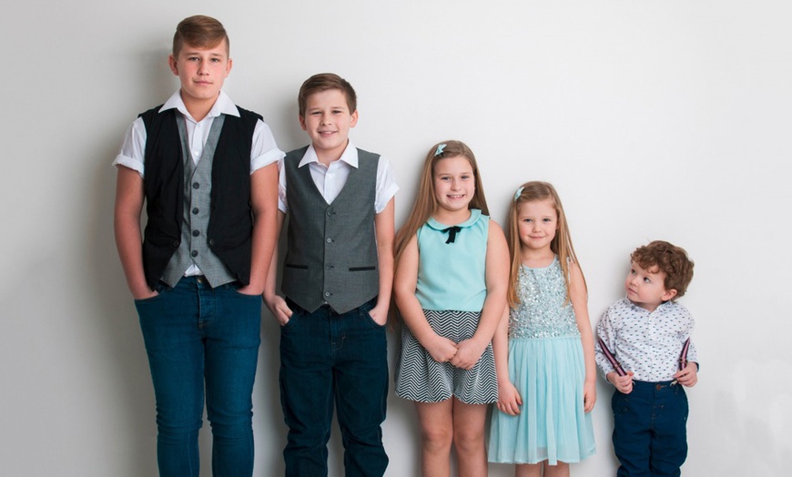 Image 2: Father and Kids Photoshoot