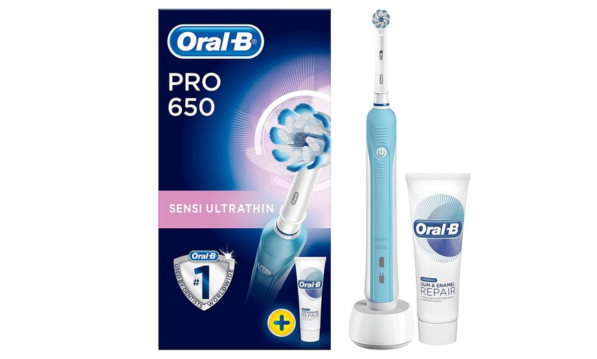 Image 5: Braun Oral-B Pro 650 Toothbrush