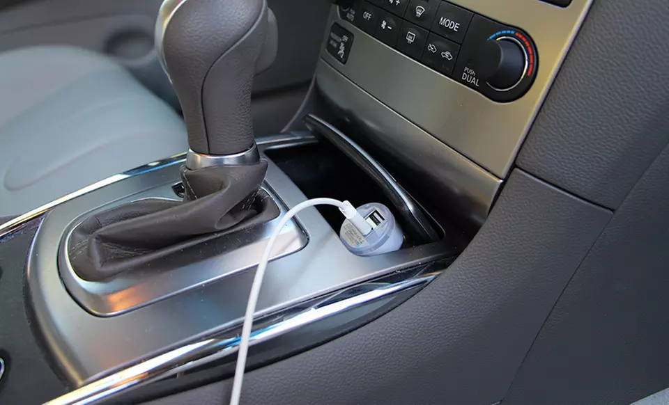 MOTA All in One Charging Kit for Mobile Devices (MT-CHRKT). Free Returns. - Image 2