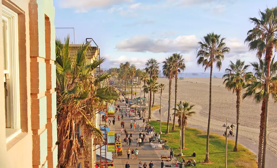 Stay with Daily WiFi and Optional Bike Rentals at Cadillac Hotel in Los Angeles. Dates Available into April. - Primary Image