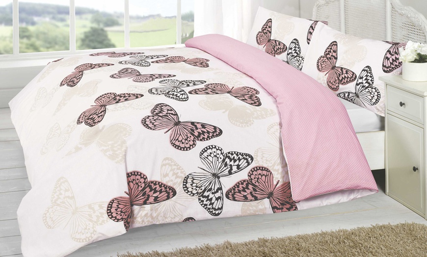 Image 2: Easy Care Bed Linen