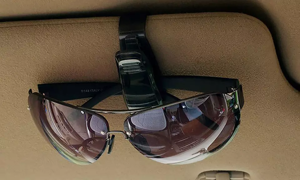 Sonnenbrillen-Halter fürs Auto - Primary Image