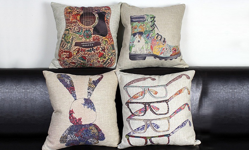 Image 3: Retro cushions 