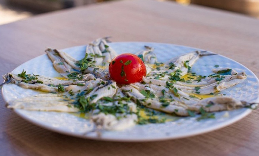 Image 12: Del mar a la mesa: menú de pescaíto malagueño para 2 o 4 personas