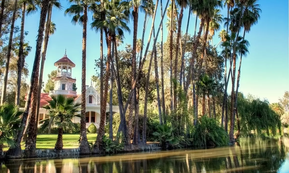 One-Year New Member Memberships to Los Angeles County Arboretum & Botanic Garden in Arcadia (Up to 50% Off) - Primary Image
