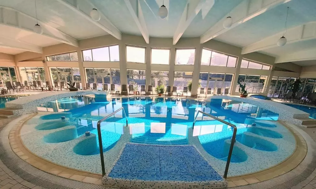 Abano Terme 4*: Smart Room con mezza pensione e piscine termali