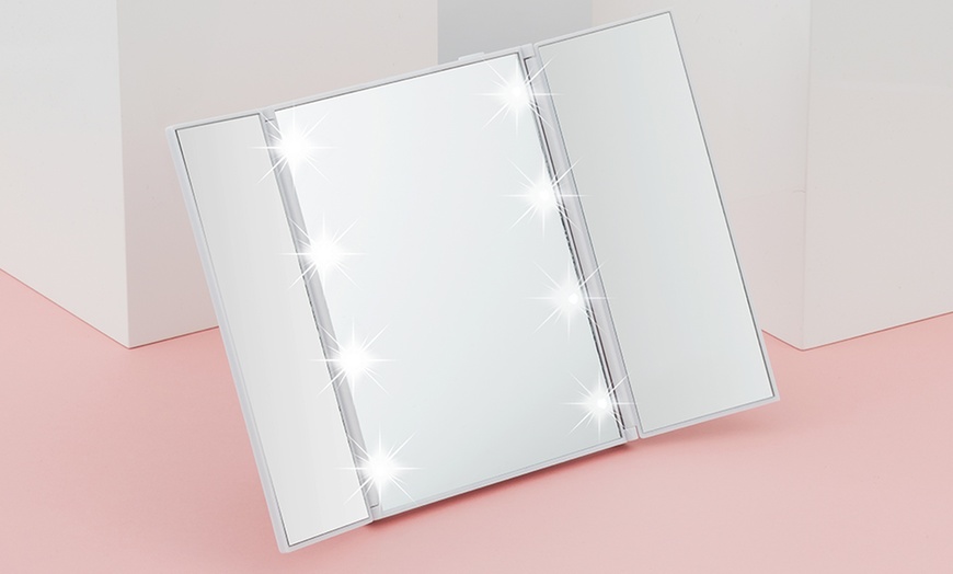 Image 2: GloBrite Eight-LED Travel Mirror