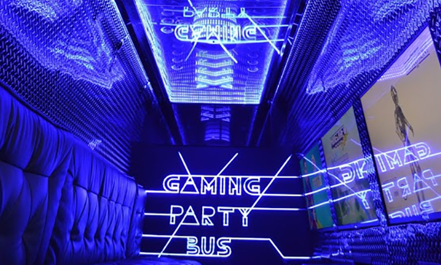 Image 3: Gaming Party Bus