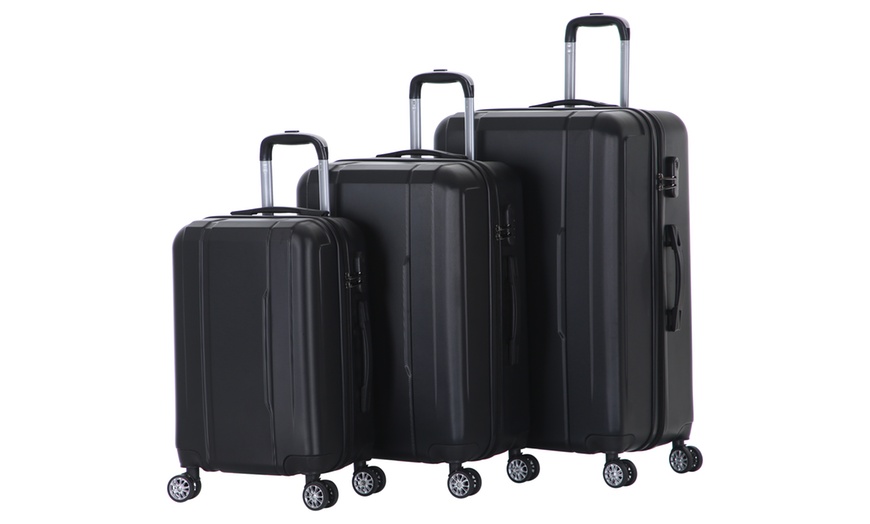 Image 13: Three-Piece Luggage Set