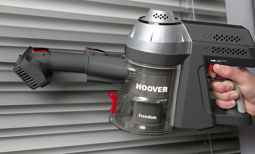 Image 17: Hoover Freedom Cordless Vacuum