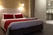 Paris: Klassik- oder Deluxe-Zimmer für 2 Personen mit Frühstück & Bootsfahrt auf der Seine im Hotel Le Dauphin - Second Medium