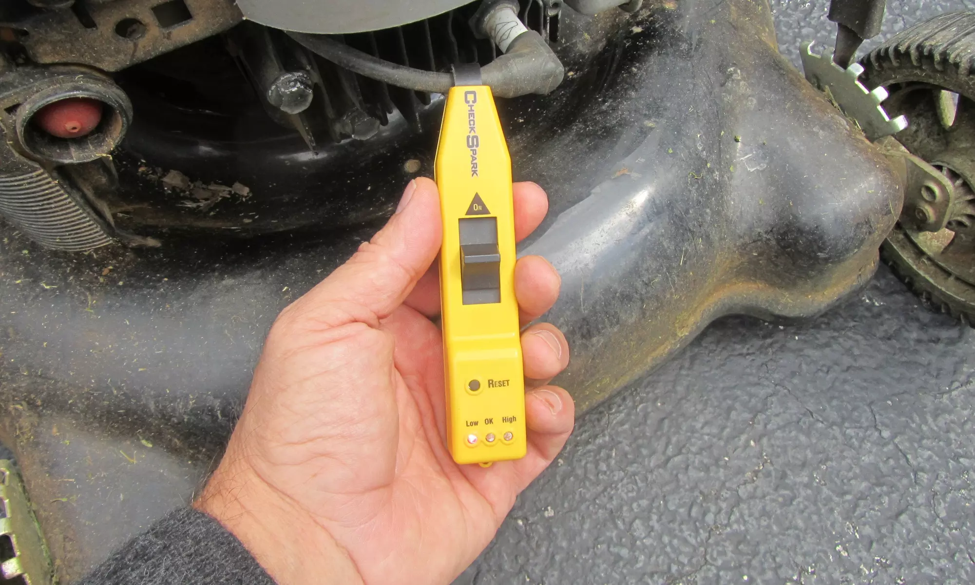 CheckSpark Engine Ignition Analyzer - Primary Image