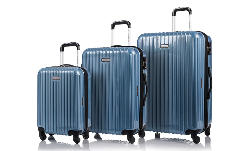 Image 9: 3 Polycarbonate Suitcases