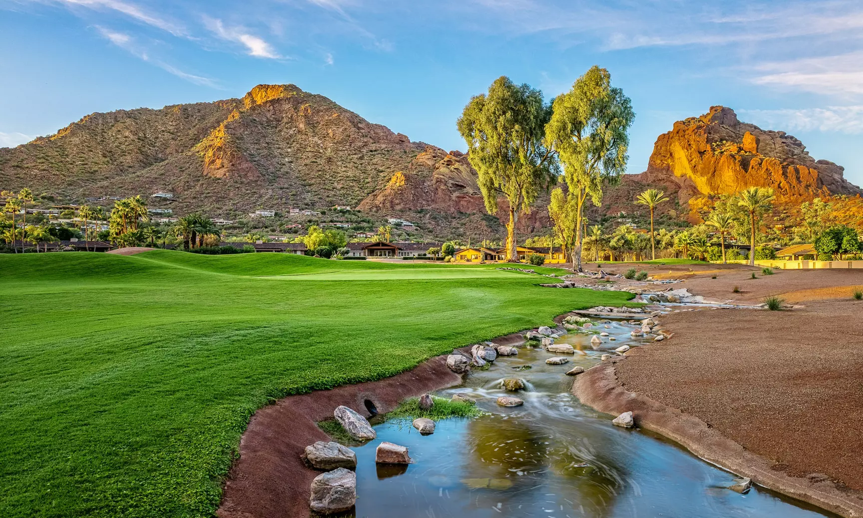 Member Pricing: 4-star Hotel in Camelback Foothills with Pools, Golf