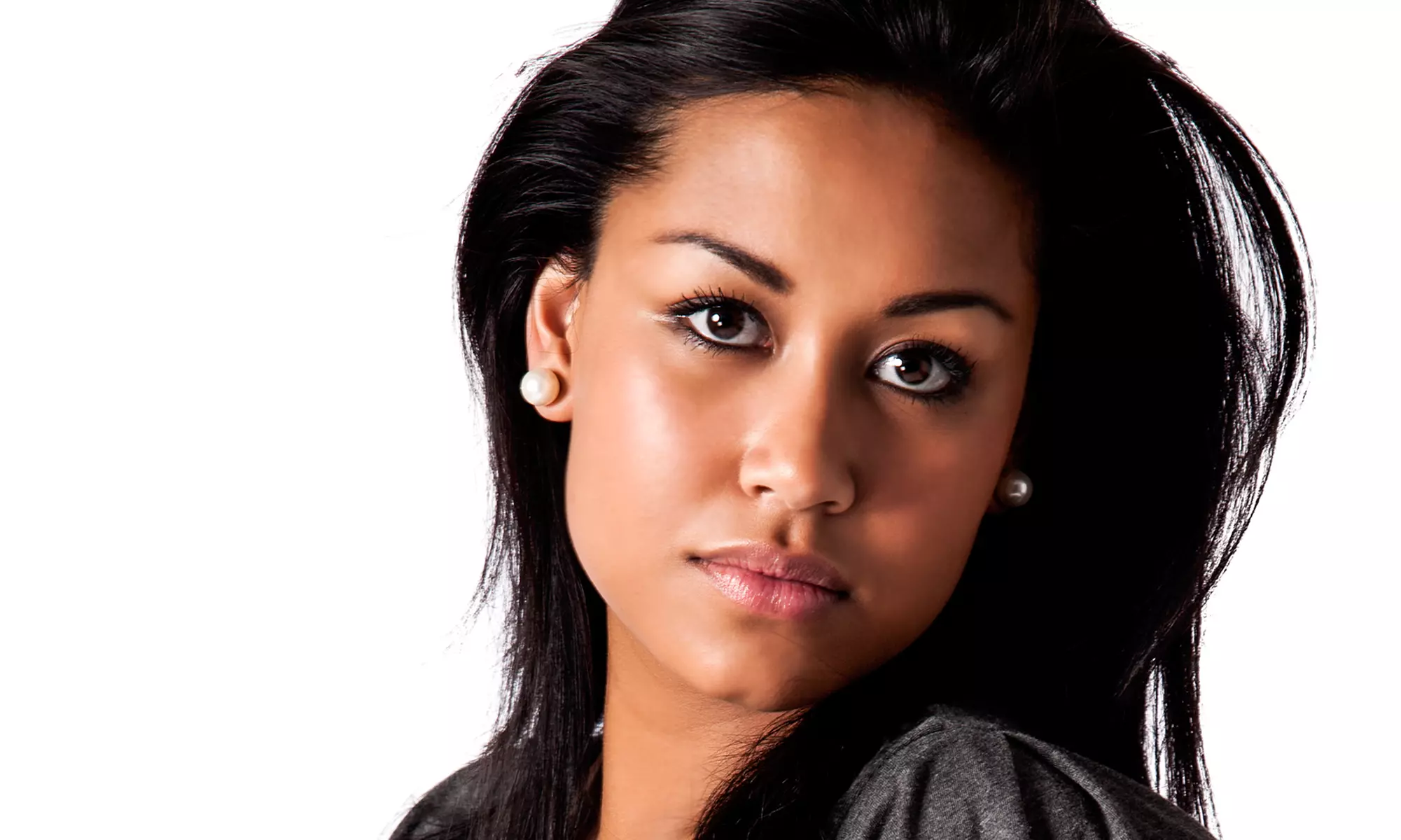 $57.50 for a Women’s Haircut Package with Conditioning and Relaxer at Platinum Hair Salon ($105 Value) - Primary Image