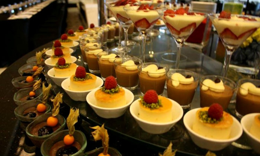 Image 3: Friday Brunch @ Sofitel Abu Dhabi