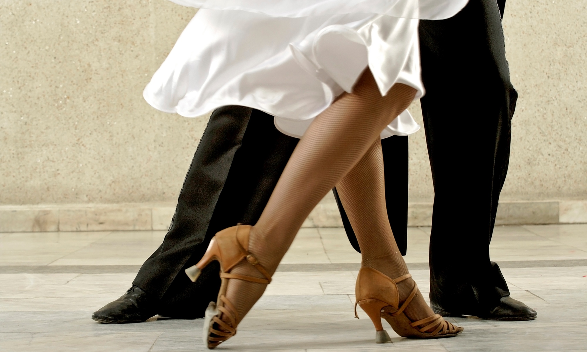 Get Started with Dance: Private Lessons and Practice Parties