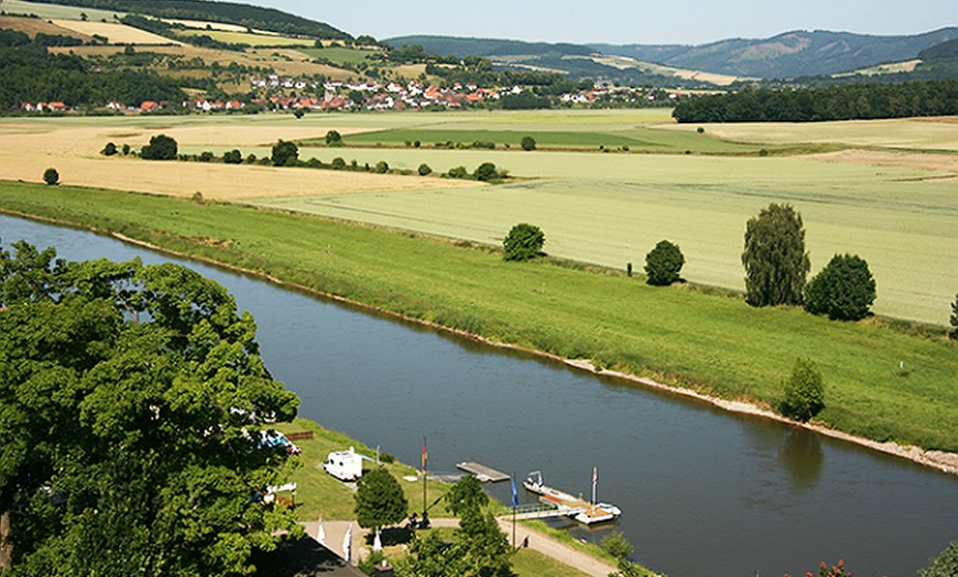 Image 3: Schlossurlaub im Weserbergland