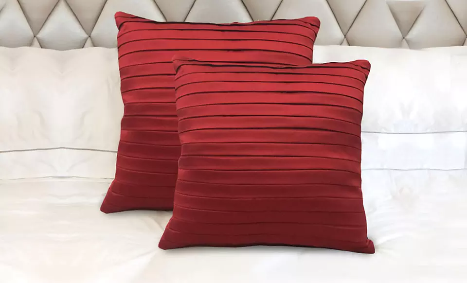 2- or 4-Pack of Veratex Luxury Throw Pillows (Up to 78% Off). 4 Colors. Free Shipping on Purchases of $15 or More. - Second Medium