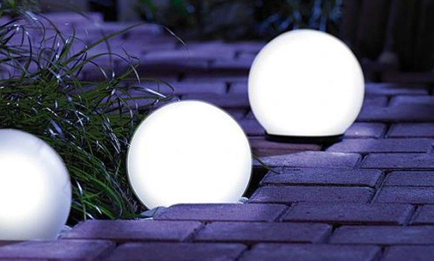 Image 4: Boules lumineuses solaires